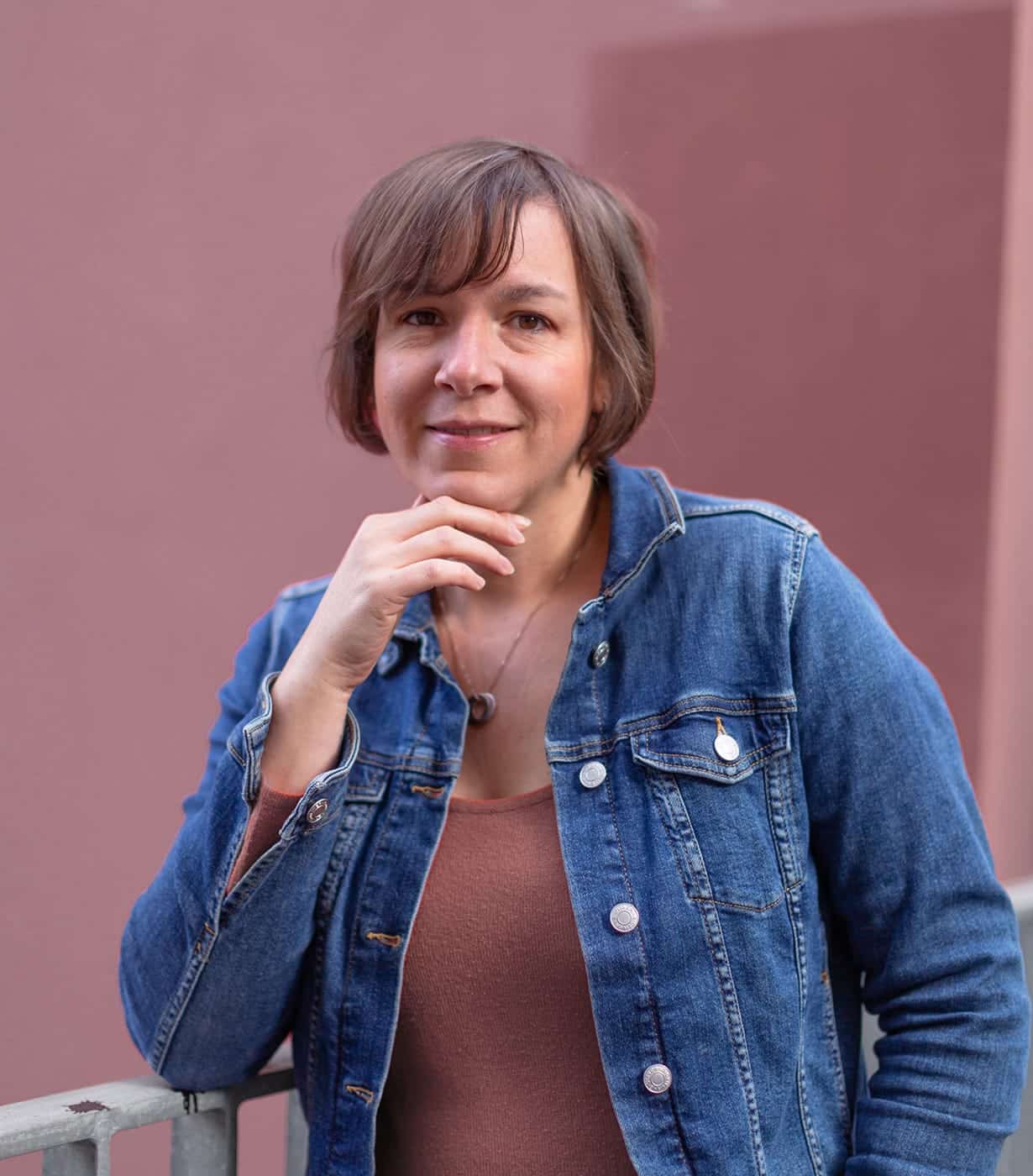 Laurence Jallut. Let's connect! Communication digitale.